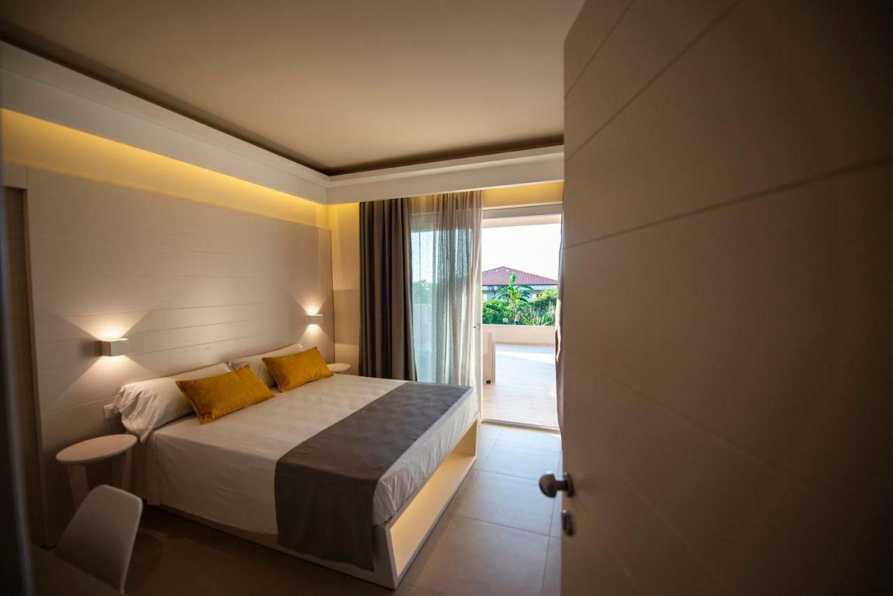 Michelino House Bed & Breakfast Parghelia Exterior foto