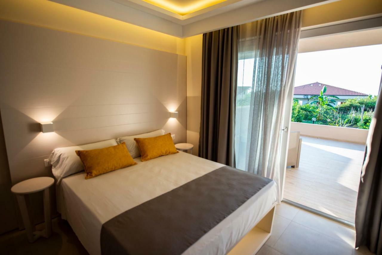 Michelino House Bed & Breakfast Parghelia Exterior foto