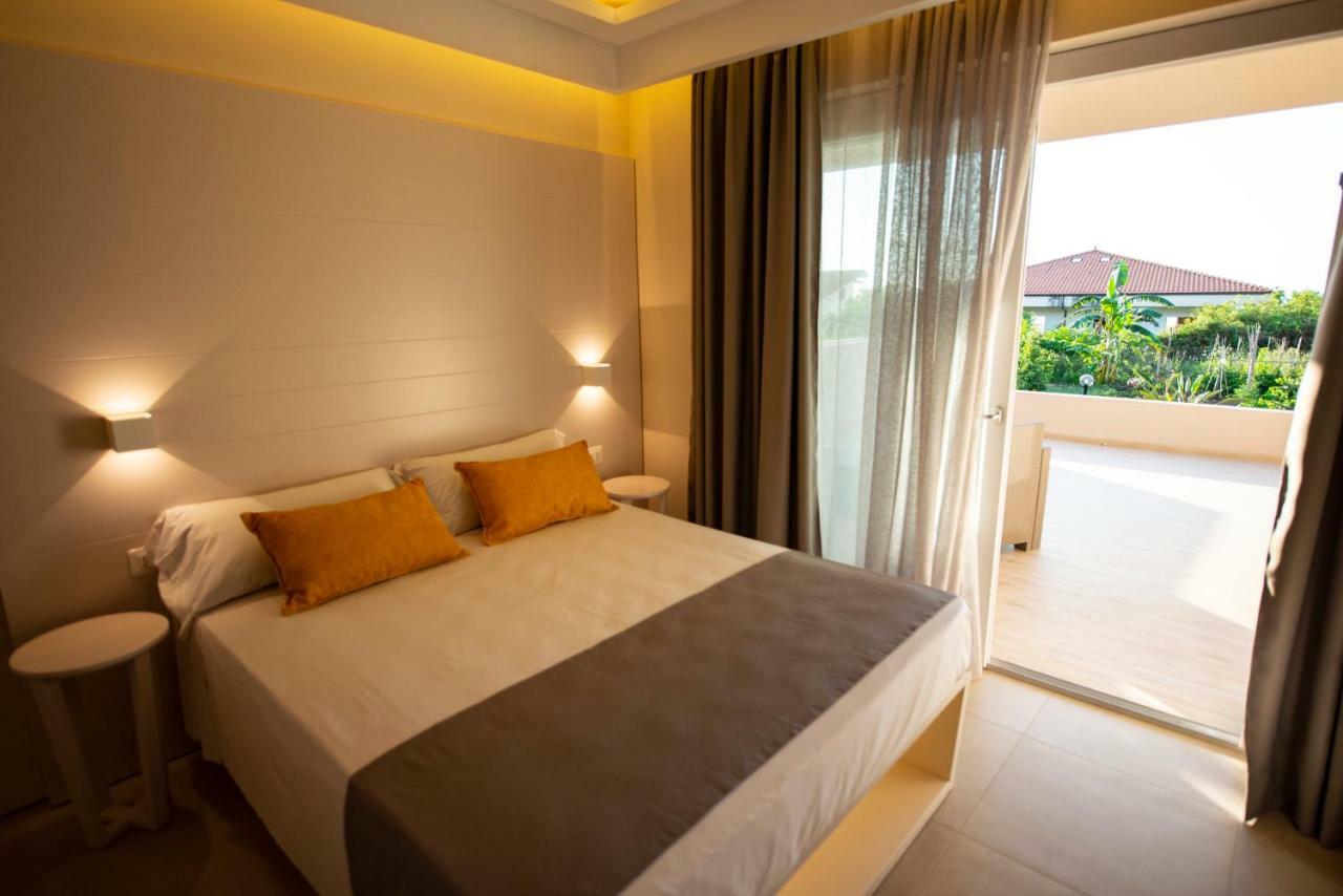 Michelino House Bed & Breakfast Parghelia Exterior foto