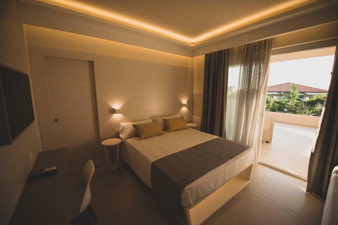 Michelino House Bed & Breakfast Parghelia Exterior foto