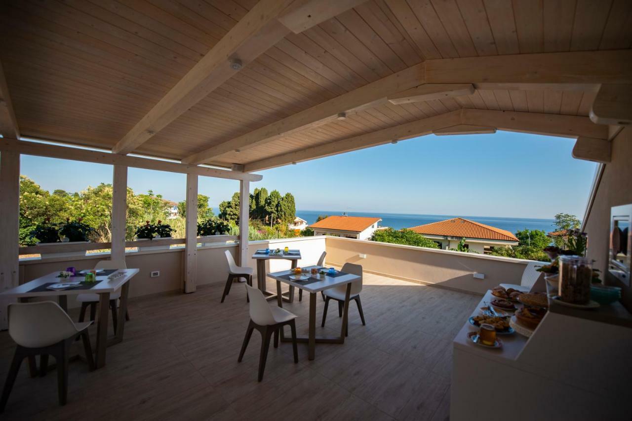Michelino House Bed & Breakfast Parghelia Exterior foto