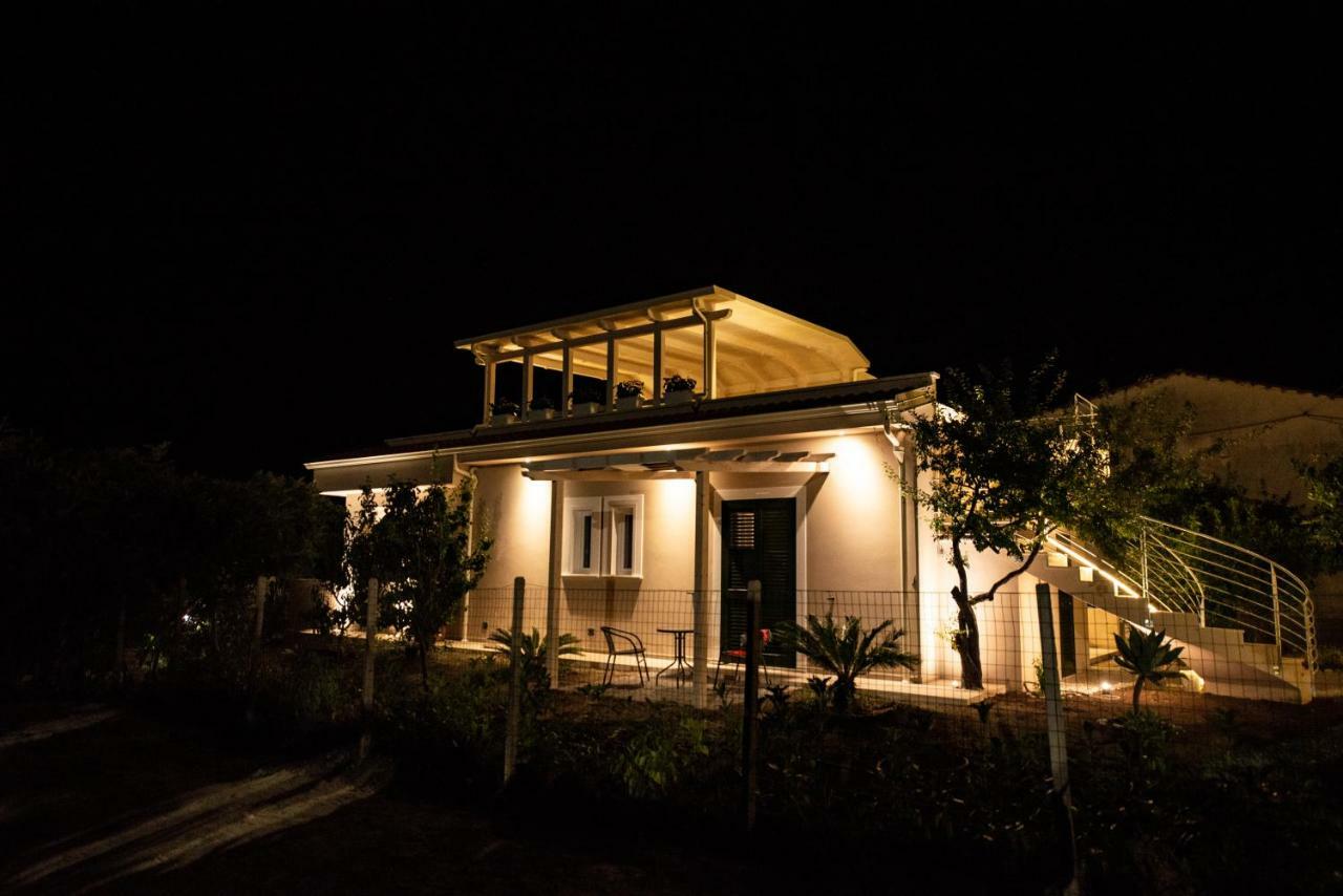 Michelino House Bed & Breakfast Parghelia Exterior foto